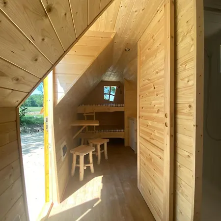La Cabane Enchantee Saint-Nizier-le-Bouchoux
